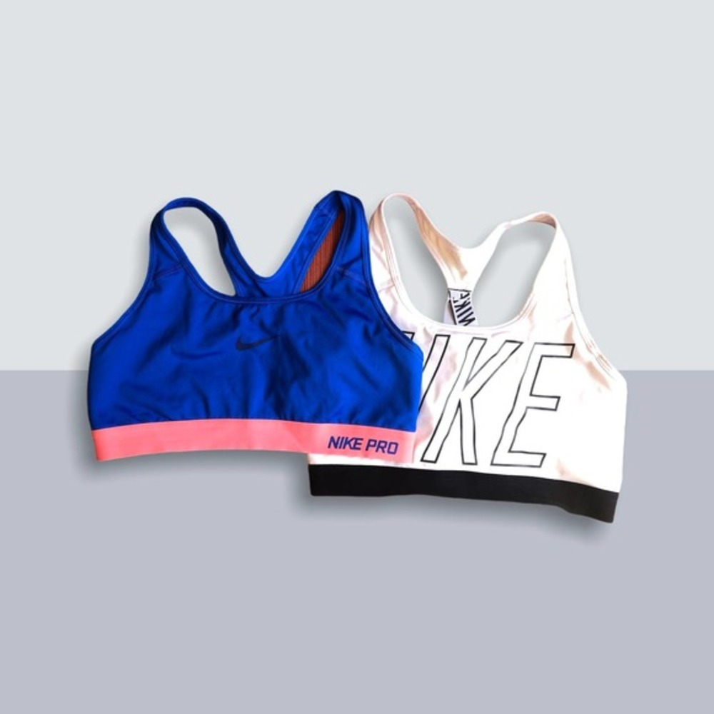 Nike sports bras lot of 2 size M